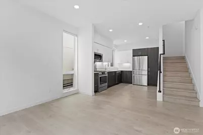 8561 Mary Avenue NW, Seattle, WA 98117 - Photo 6