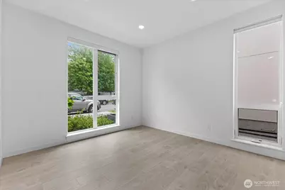 8561 Mary Avenue NW, Seattle, WA 98117 - Photo 10