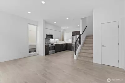 8561 Mary Avenue NW, Seattle, WA 98117 - Photo 4