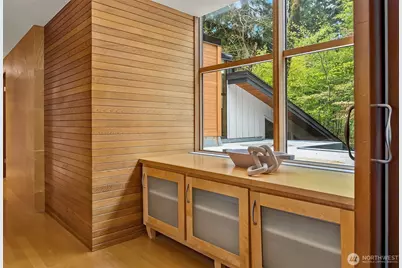 10020 NE 27th Street, Bellevue, WA 98004 - Photo 28