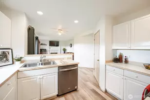 21908 40th Ave E, Spanaway, WA 98387 - Photo 10