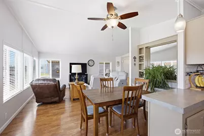 2240 W Broadway Avenue #209, Moses Lake, WA 98837 - Photo 10