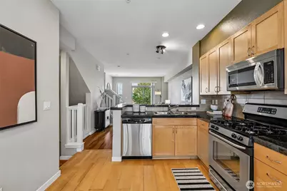 2162 Yakima Avenue, Tacoma, WA 98405 - Photo 4