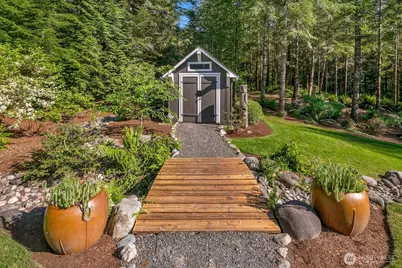 32511 SE 111th Place, Issaquah, WA 98027 - Photo 38