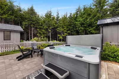 401 E Compass Street, Pacific Beach, WA 98571 - Photo 20