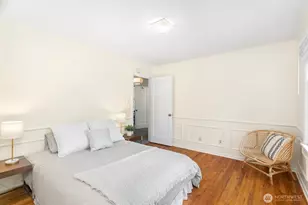 7658 NE 12th St, Medina, WA 98039 - Photo 12