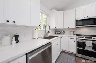 29217 Sandridge Rd, Ocean Park, WA 98640 - Photo 10