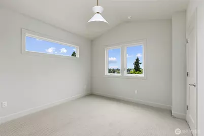6832 47th Avenue NE #B, Seattle, WA 98115 - Photo 10