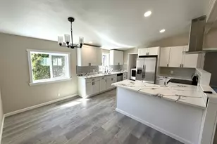 8013 194th St E, Spanaway, WA 98387 - Photo 4
