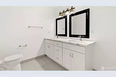 2428 NE 13th Street, Renton, WA 98056 - Photo 20