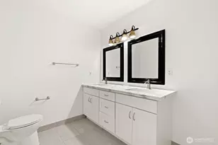 2428 NE 13th St, Renton, WA 98056 - Photo 20