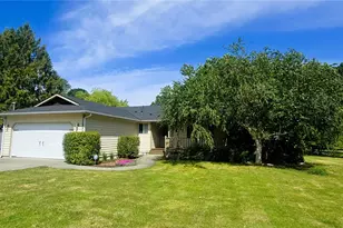 2412 N Pearl St, Centralia, WA 98531 - Photo 1