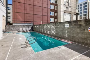 10045 NE 1st St, Bellevue, WA 98004 - Photo 36
