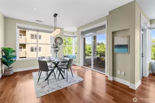 10045 NE 1st St, Bellevue, WA 98004 - Photo 16