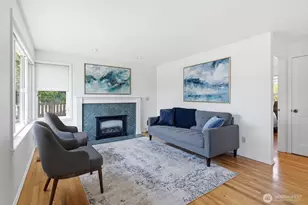 3514 SW Manning St, Seattle, WA 98126 - Photo 2