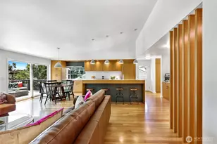 2547 NE 83rd St, Seattle, WA 98115 - Photo 8