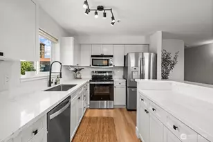 4409 California Ave SW, Seattle, WA 98116 - Photo 20