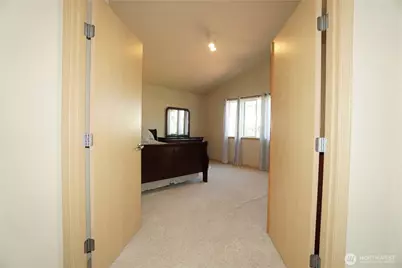 16034 SE 254th Street, Covington, WA 98042 - Photo 18