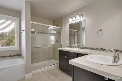 13425 189th Avenue E, Bonney Lake, WA 98391 - Photo 18