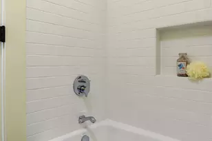 2222 Warren Ave N, Seattle, WA 98109 - Photo 34