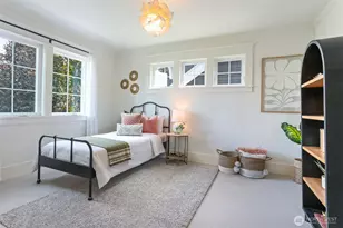 2222 Warren Ave N, Seattle, WA 98109 - Photo 32