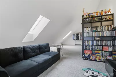 918 N 100th Street #B, Seattle, WA 98133 - Photo 32