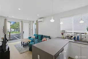 918 N 100th St, Seattle, WA 98133 - Photo 10
