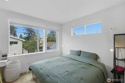 918 N 100th Street #B, Seattle, WA 98133 - Photo 20