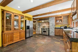 19027 SE May Valley Rd, Issaquah, WA 98027 - Photo 8