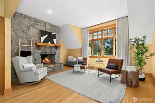 19027 SE May Valley Rd, Issaquah, WA 98027 - Photo 20