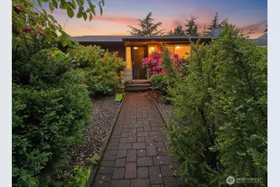 9651 21st Avenue SW, Seattle, WA 98106 - Photo 1