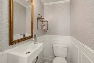 1525 McGilvra Blvd E, Seattle, WA 98112 - Photo 6