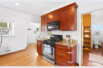 3310 Rucker Avenue, Everett, WA 98201 - Photo 12