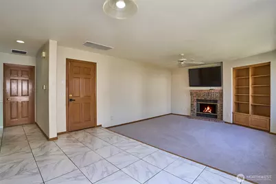 14542 SE 243rd Place, Kent, WA 98042 - Photo 12