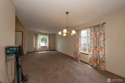 15301 105th Avenue SE, Yelm, WA 98597 - Photo 4