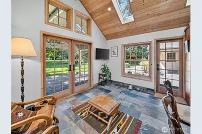 12019 Issaquah-Hobart Road SE, Issaquah, WA 98027 - Photo 10