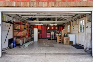 321 NW 78th St, Seattle, WA 98117 - Photo 30