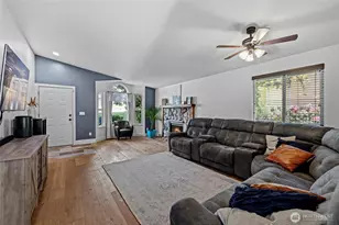 10622 25th Pl NE, Lake Stevens, WA 98258 - Photo 8