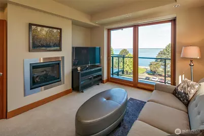 472 S State Street #204, Bellingham, WA 98225 - Photo 18