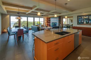 472 S State St, Bellingham, WA 98225 - Photo 12