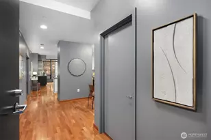 2716 Elliott Ave, Seattle, WA 98121 - Photo 2