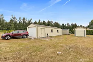 2315 262nd St Ct E, Spanaway, WA 98387 - Photo 32