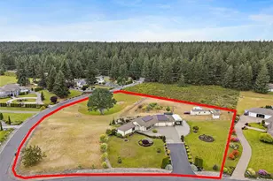 2315 262nd St Ct E, Spanaway, WA 98387 - Photo 2