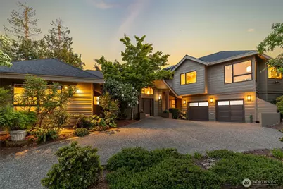 3815 E McGraw Street, Seattle, WA 98112 - Photo 1