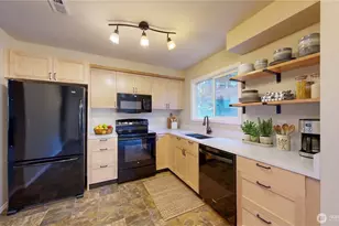 18739 SE 268th St, Covington, WA 98042 - Photo 4