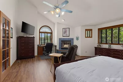 8711 Steamboat Island Road NW, Olympia, WA 98502 - Photo 18