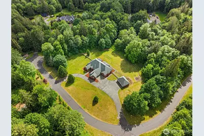 7841 Canterwood Drive SE, Olympia, WA 98513 - Photo 36