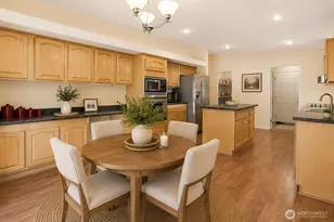 21804 SE 272nd Pl, Maple Valley, WA 98038 - Photo 6