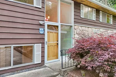 31430 W Lake Morton Drive SE, Kent, WA 98042 - Photo 30