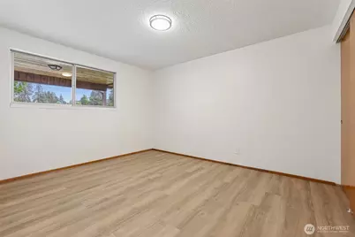31430 W Lake Morton Drive SE, Kent, WA 98042 - Photo 38